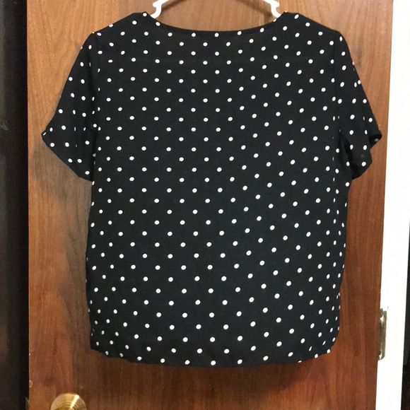 Polka Dot Sheer Top Size medium Forever 21 - Picture 5 of 5